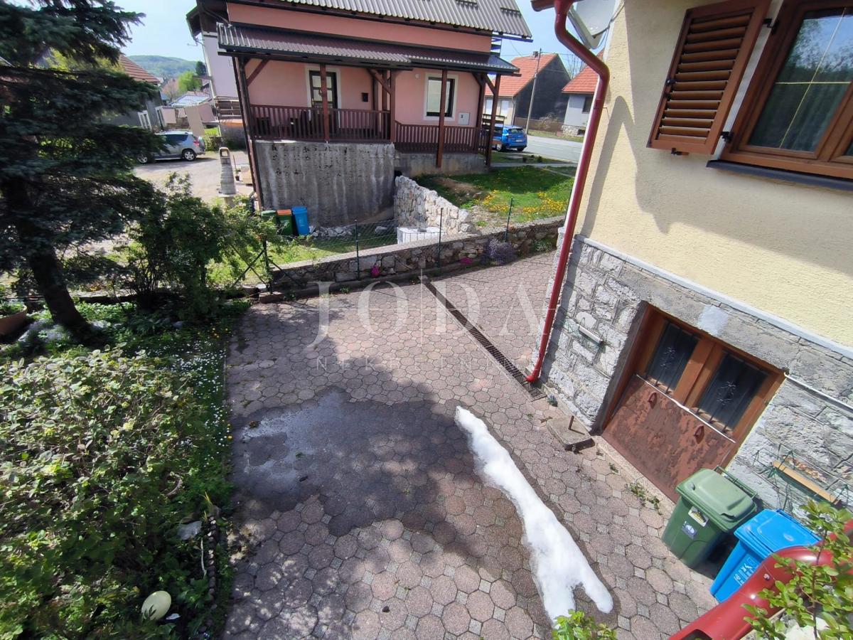 Hiša Ravna Gora, 119m2