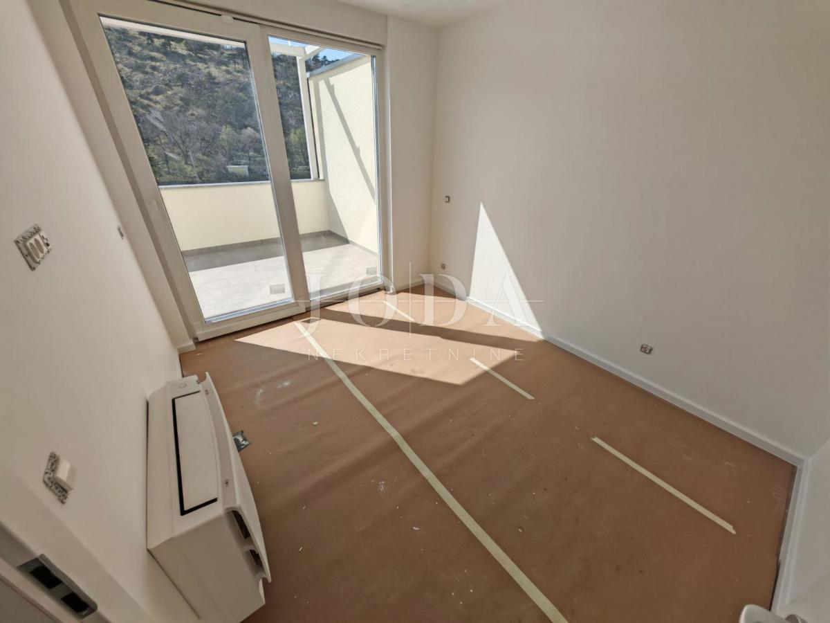 NOVOGRADNJA CENTER SENJ 68,89m2