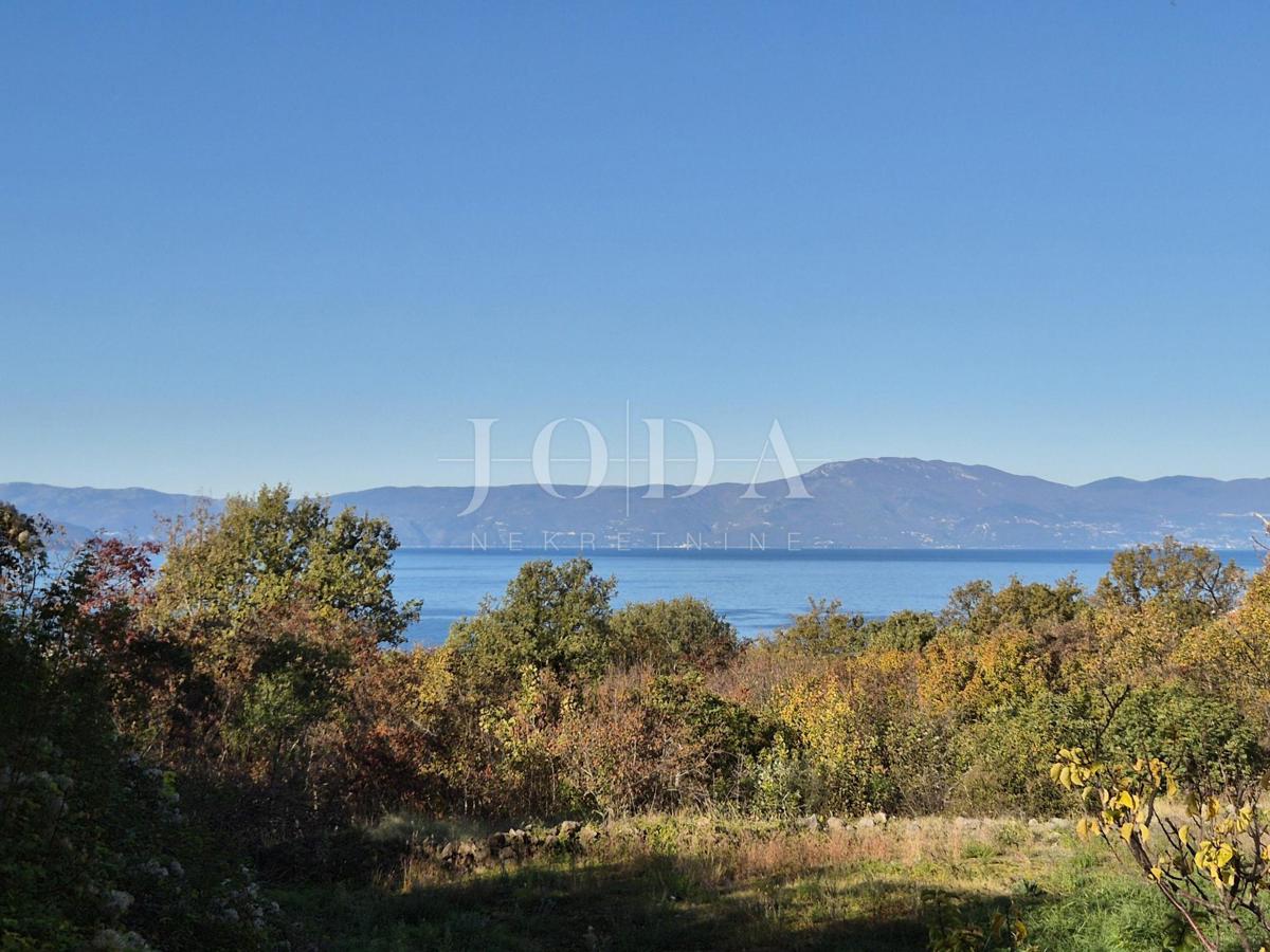 Pritlični apartma s pogledom na morje - Njivice