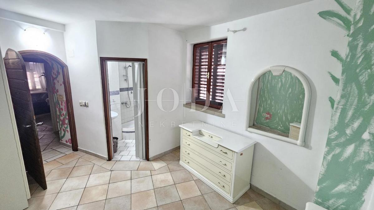 Hiša Selce, Crikvenica, 180m2