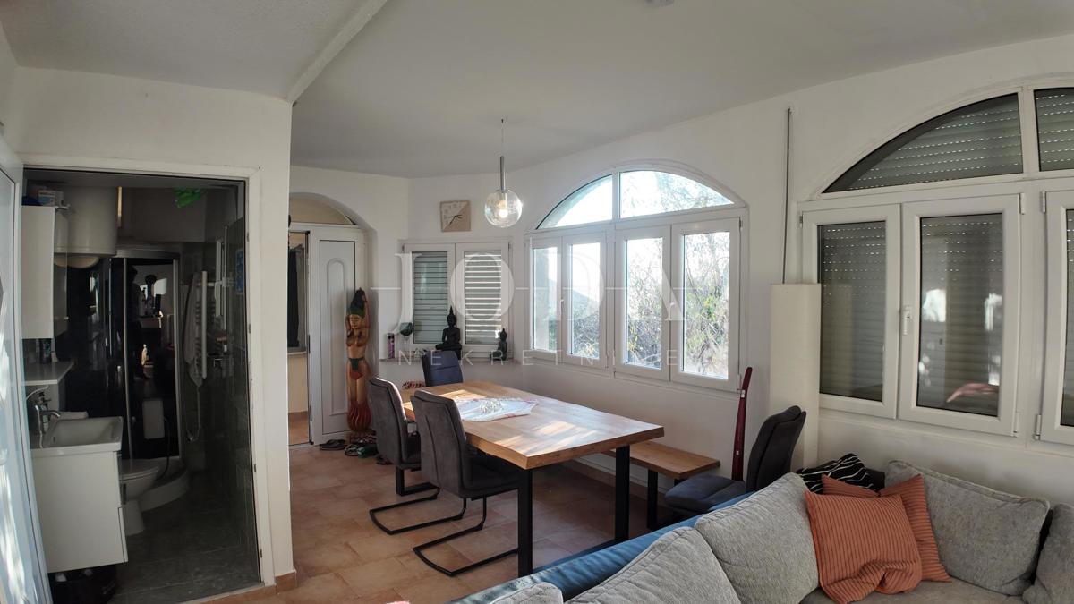 Hiša Barić Draga, Karlobag