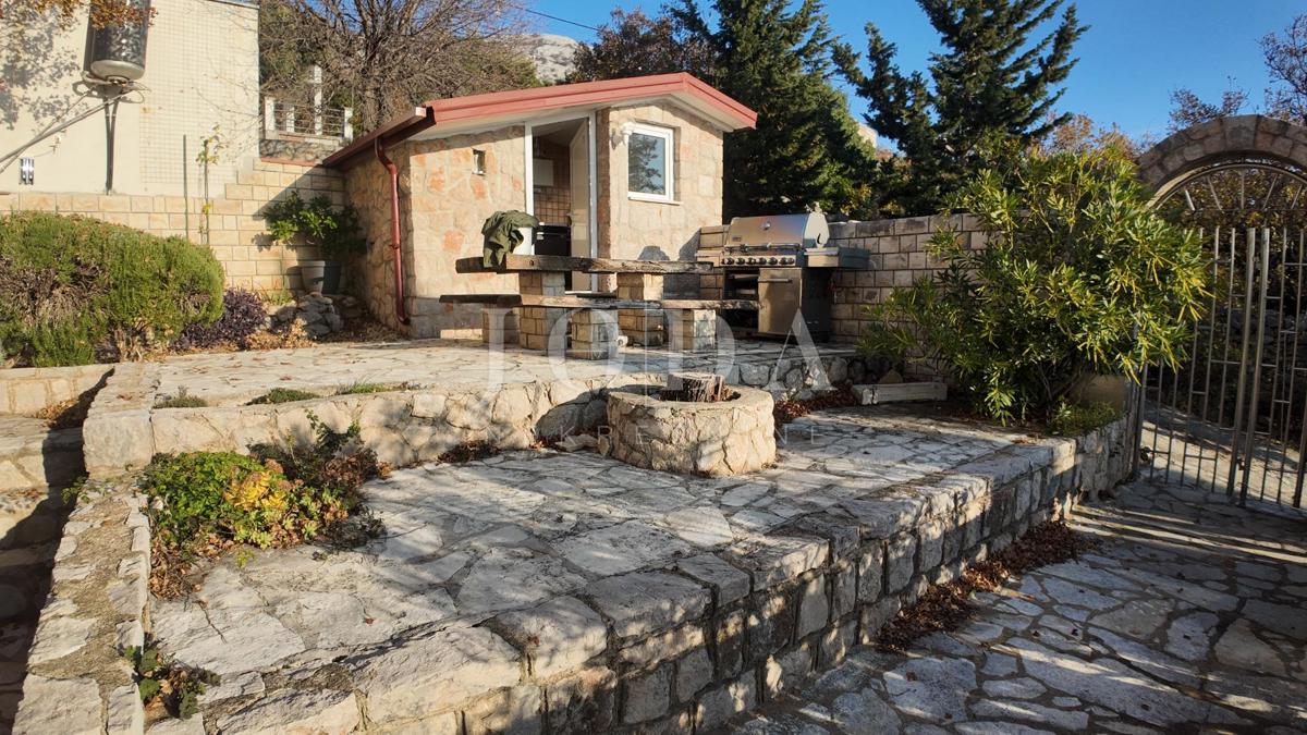 Hiša Barić Draga, Karlobag