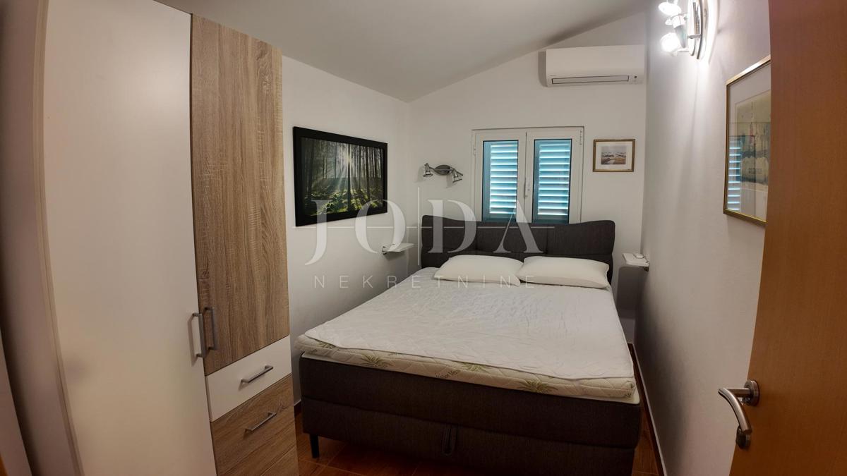 Hiša Barić Draga, Karlobag