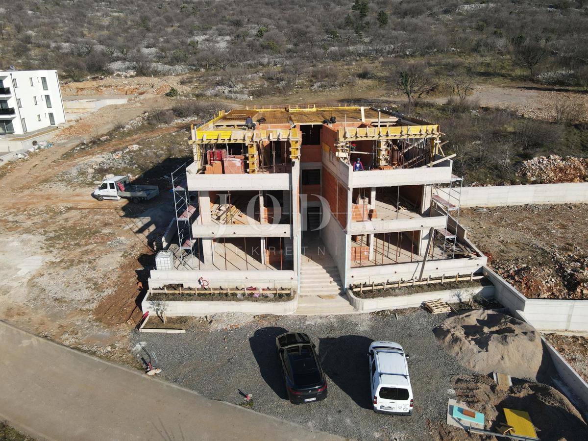 Stanovanje Smokvica Krmpotska, Novi Vinodolski, 77,80m2