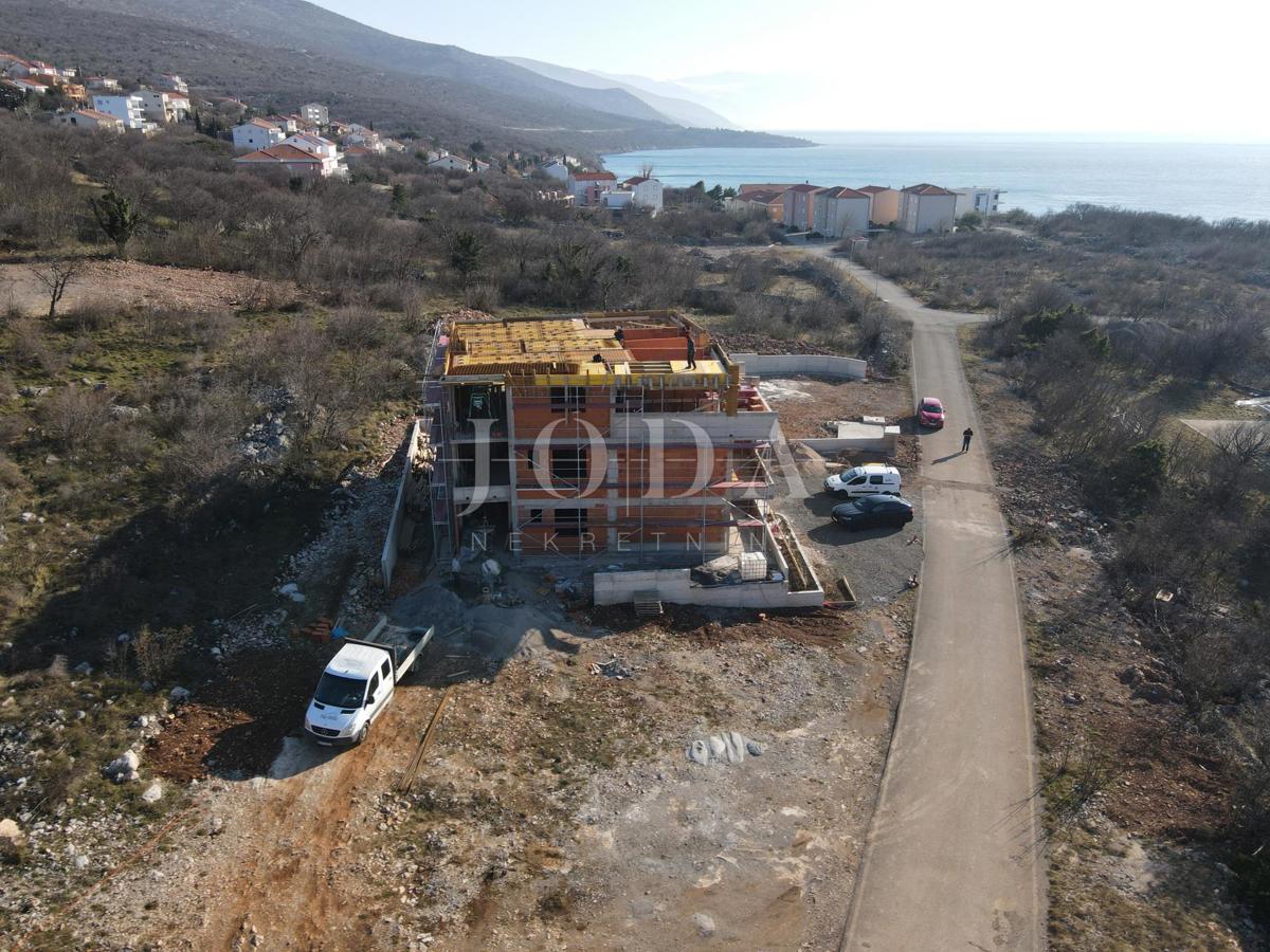 Stanovanje Smokvica Krmpotska, Novi Vinodolski, 77,80m2