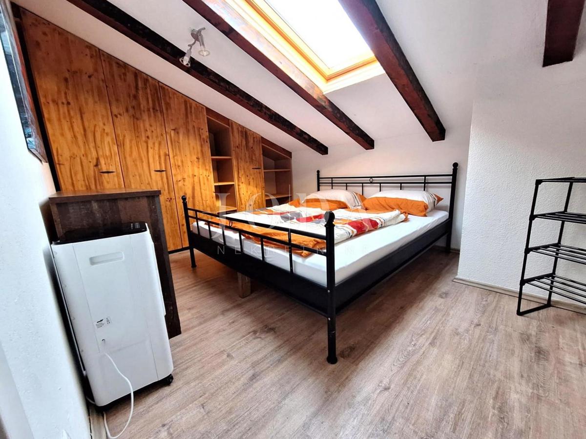 Malinska – dva stanovanja z vrtom in parkiriščem