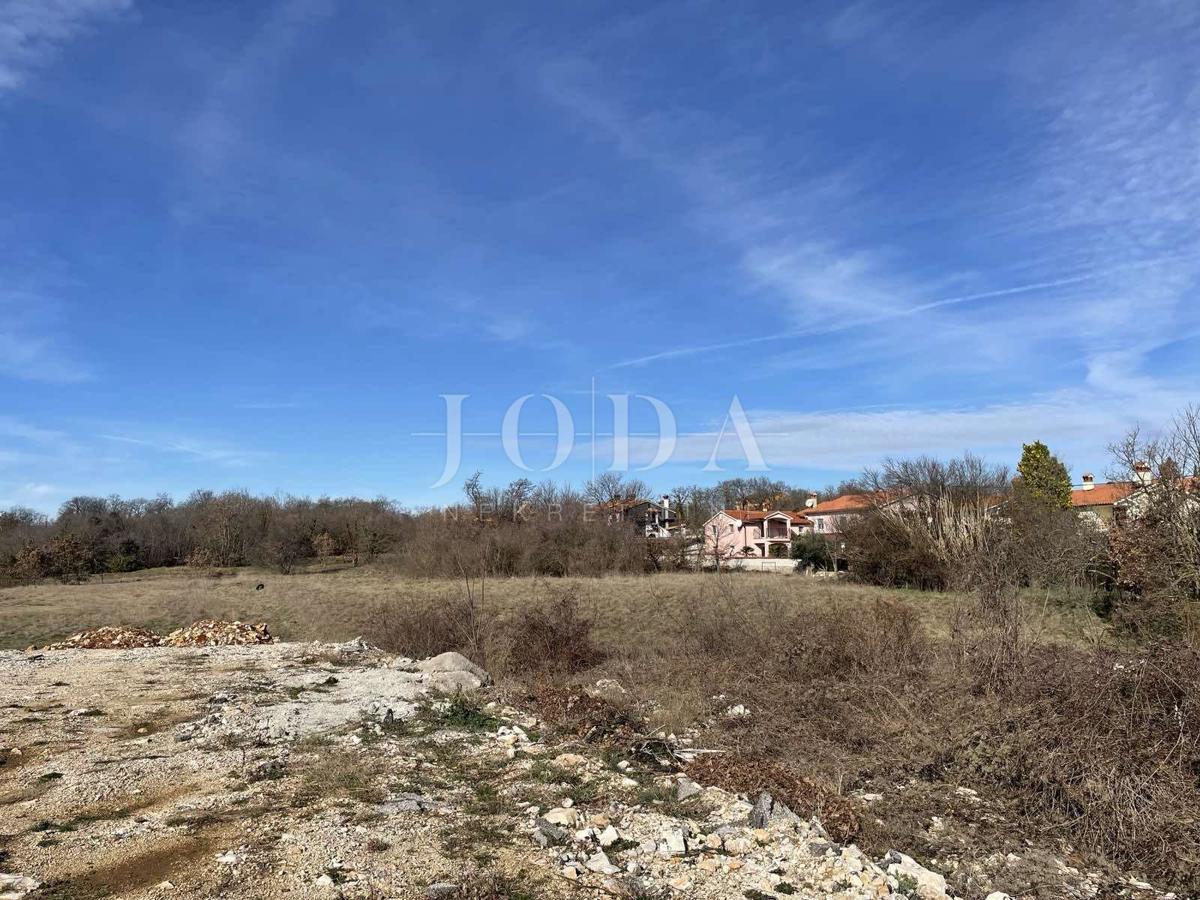 Zemljišče Labin, 6.505m2