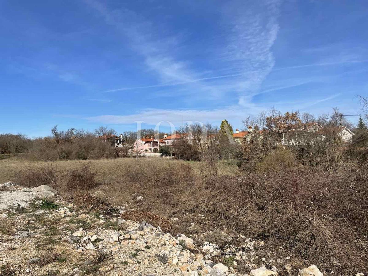 Zemljišče Labin, 6.505m2