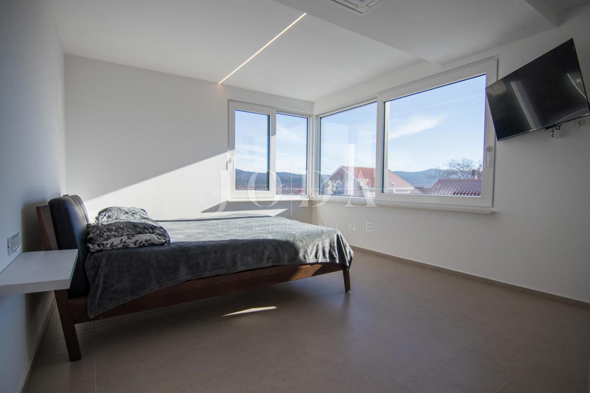 Hiša Kornić, Krk, 291,71m2