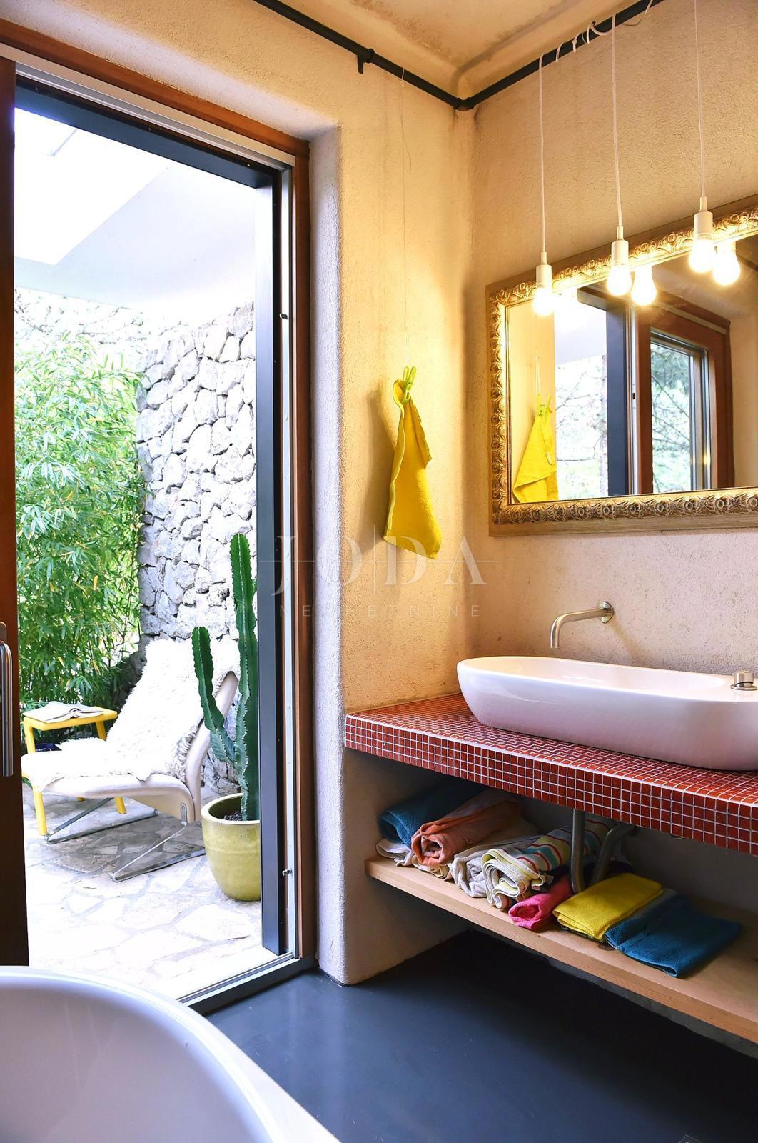 Hiša Kostrena, 120m2