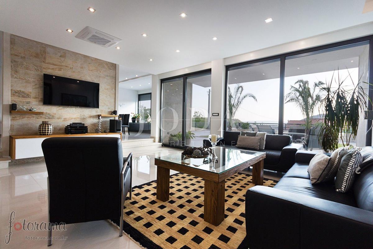 Hiša Crikvenica, 350m2