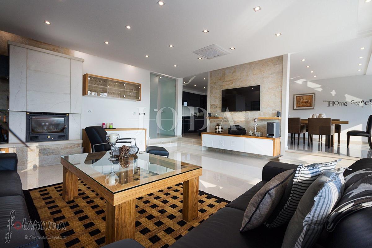 Hiša Crikvenica, 350m2