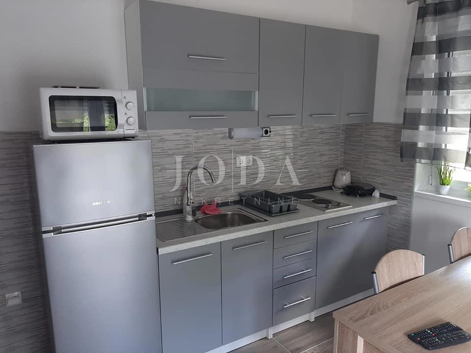 Hiša Lukovo, Senj, 150m2
