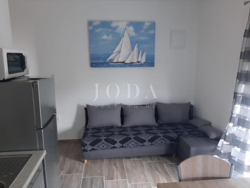 Hiša Lukovo, Senj, 150m2