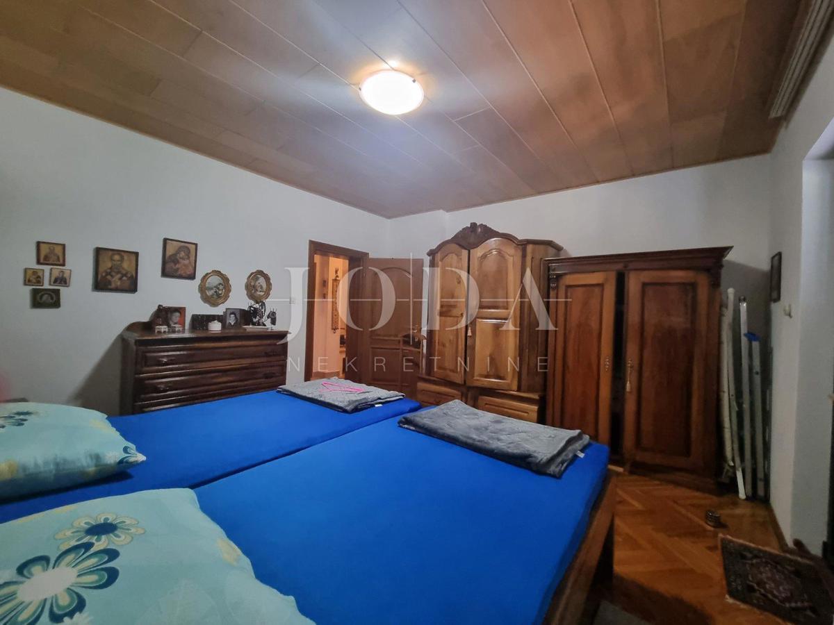 Hiša Senj, 350m2