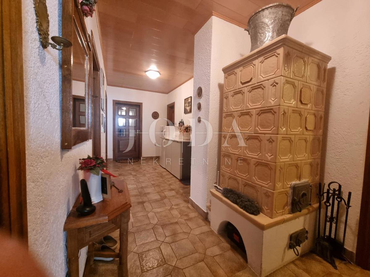 Hiša Senj, 350m2