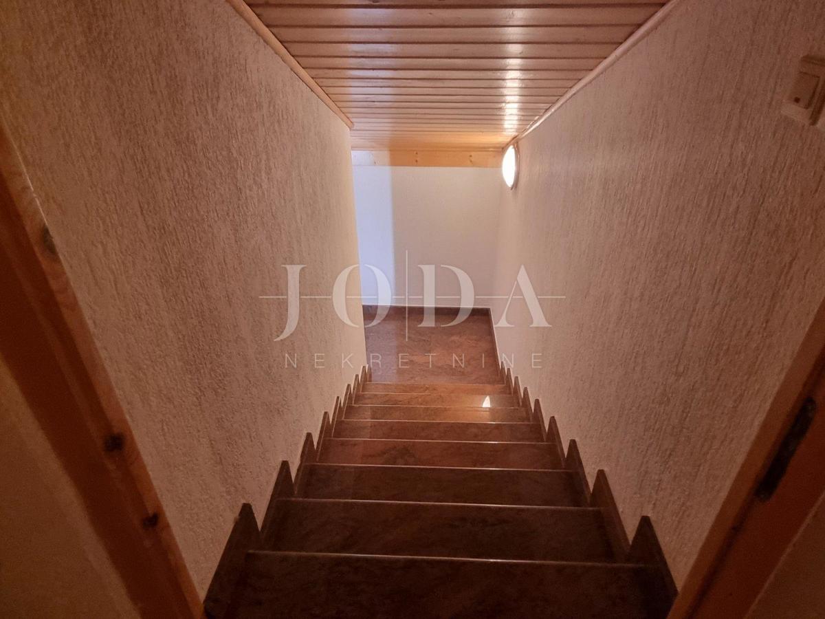 Hiša Senj, 350m2