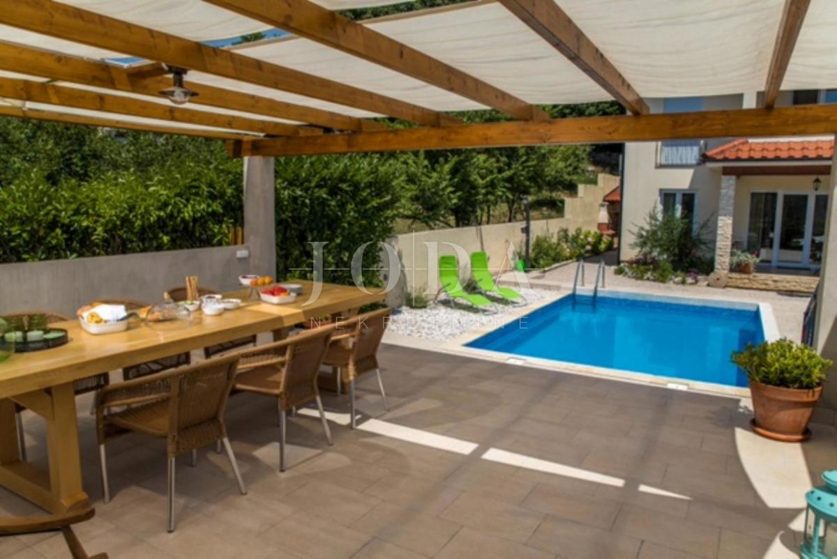 Hiša Bribir, Vinodolska Općina, 200m2