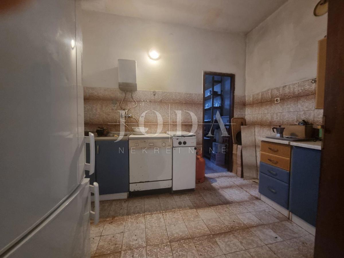 Hiša Novi Vinodolski, 680m2
