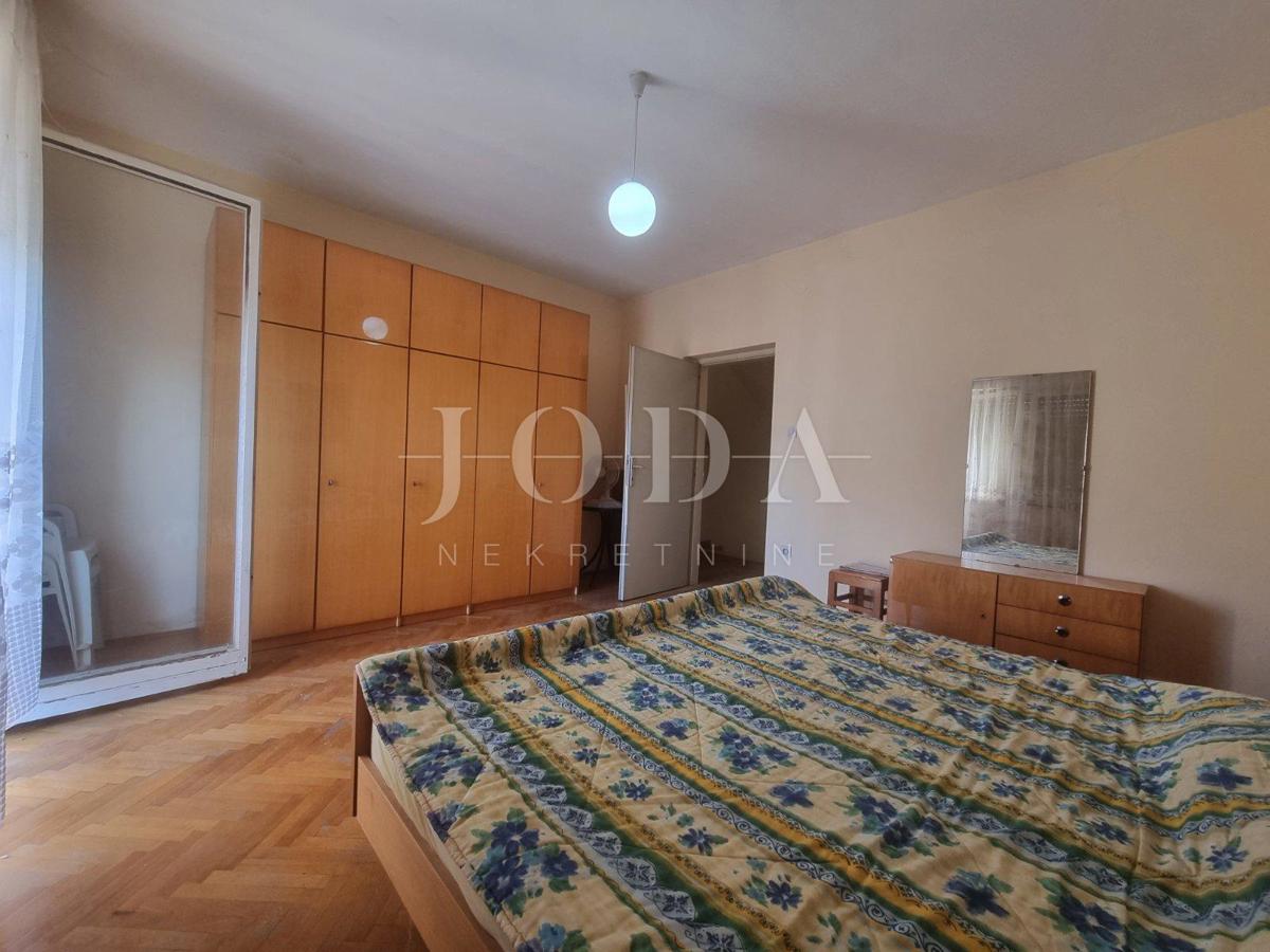 Hiša Novi Vinodolski, 680m2