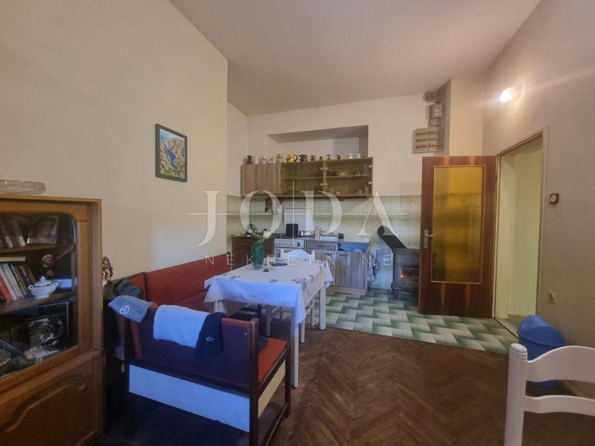 Hiša Novi Vinodolski, 680m2
