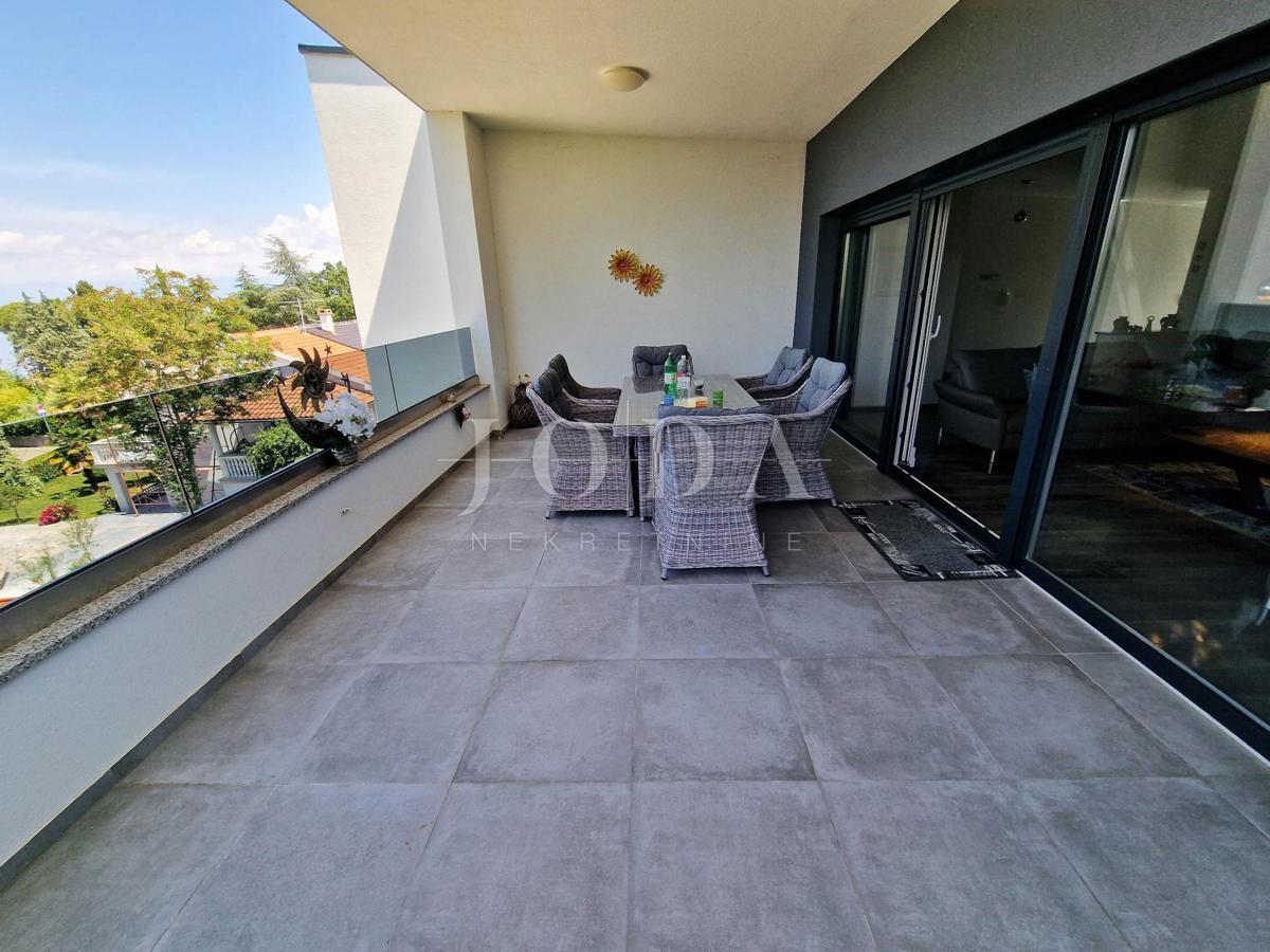 Malinska - penthouse 100 m od plaže
