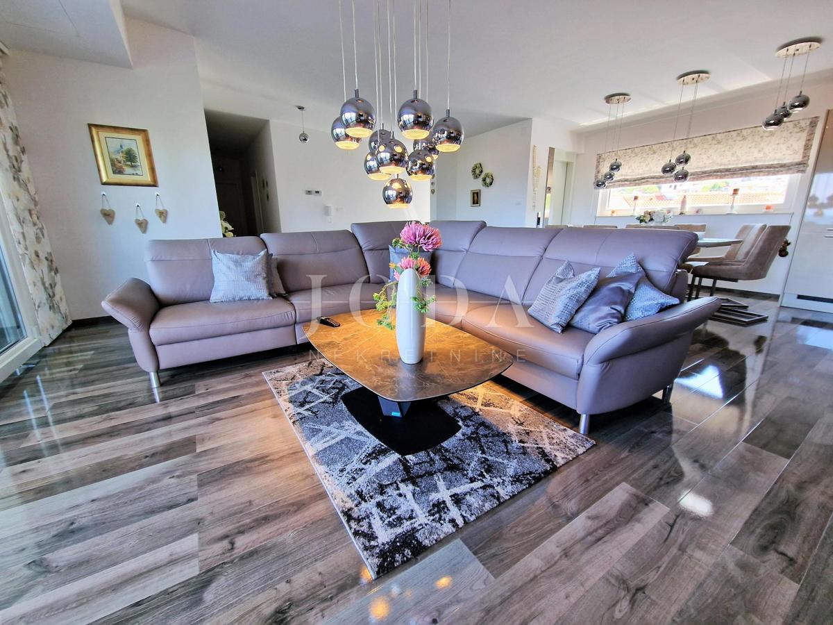 Malinska - penthouse 100 m od plaže