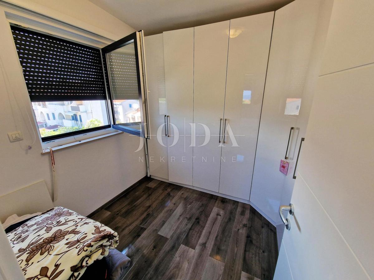 Malinska - penthouse 100 m od plaže