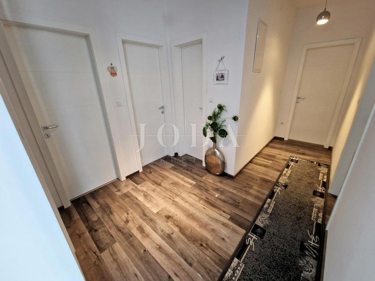 Malinska - penthouse 100 m od plaže