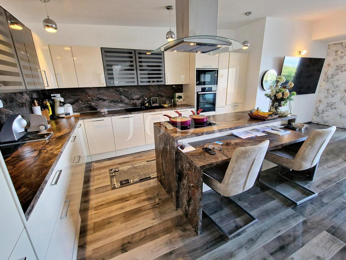 Malinska - penthouse 100 m od plaže