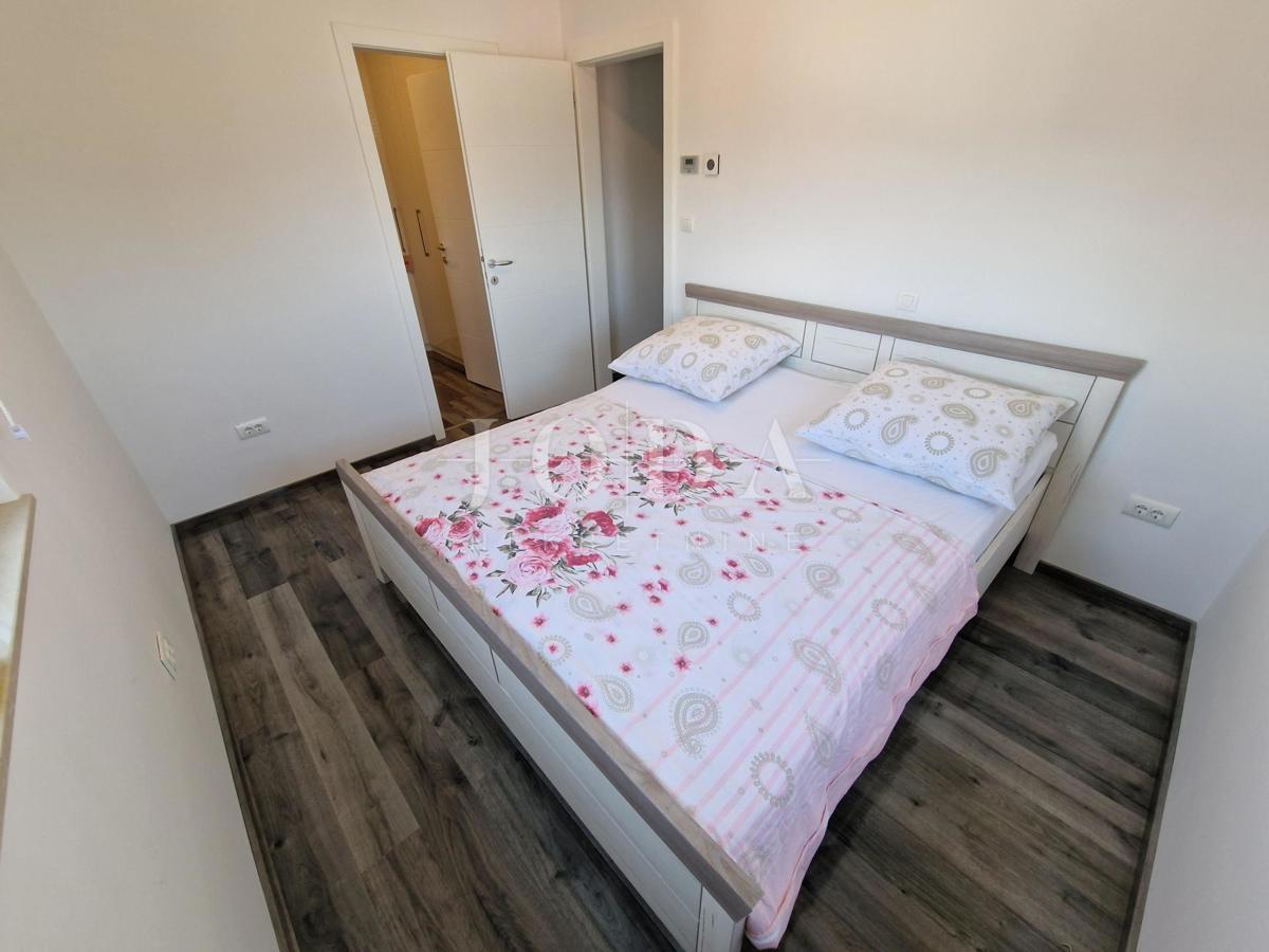 Malinska - penthouse 100 m od plaže