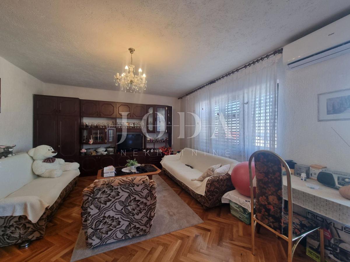 Hiša Senj, 244m2