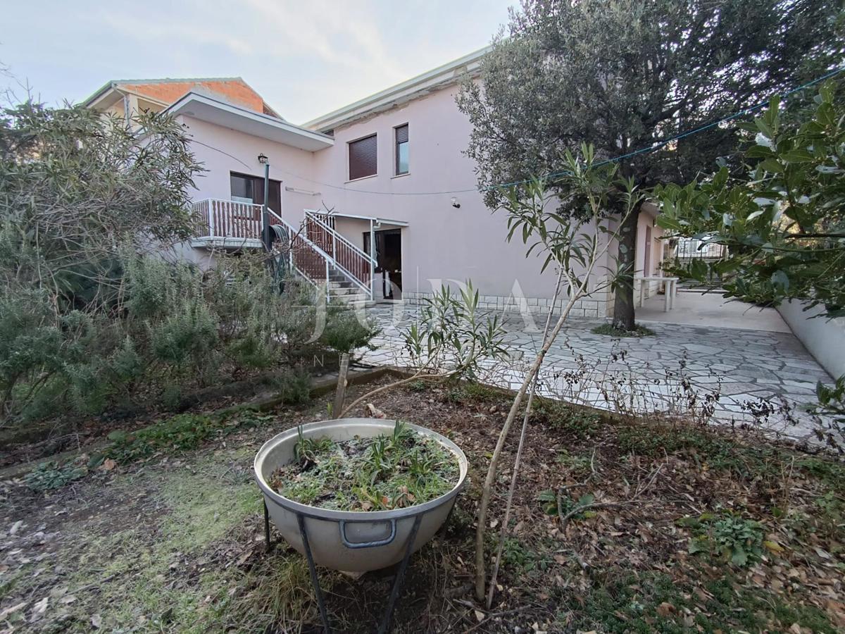 Hiša Jadranovo, Crikvenica, 250m2