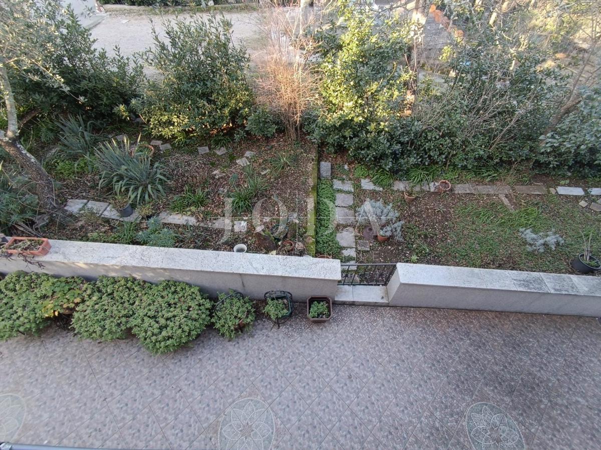 Hiša Jadranovo, Crikvenica, 250m2