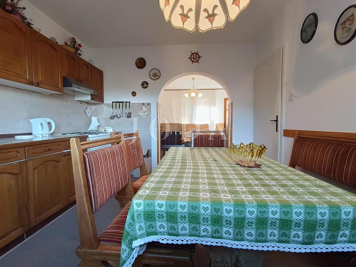 Hiša Jadranovo, Crikvenica, 250m2