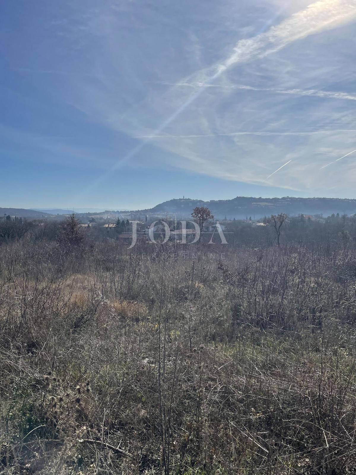 Zemljišče Labin, 1.390m2