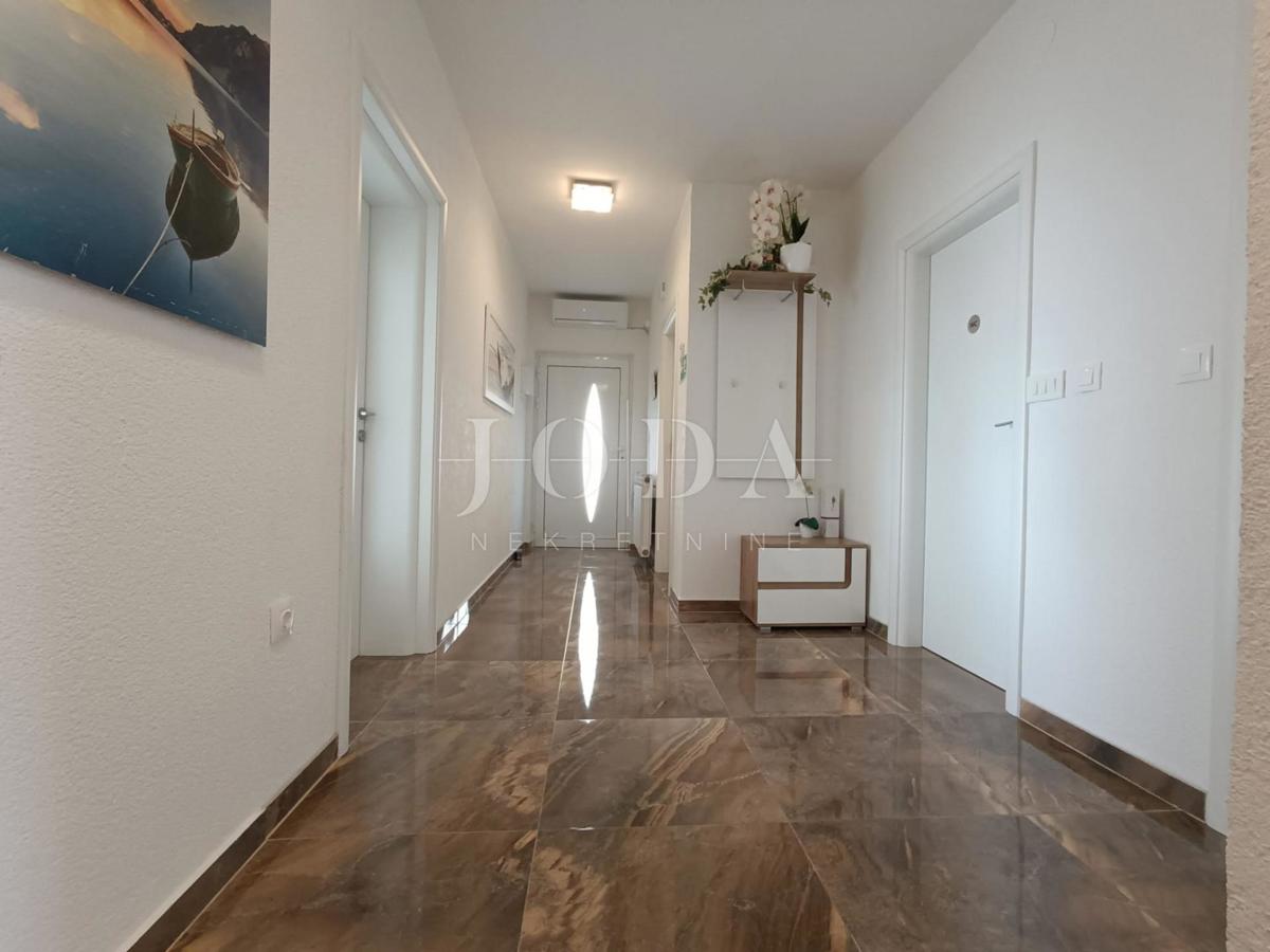 Stanovanje Crikvenica, 82m2