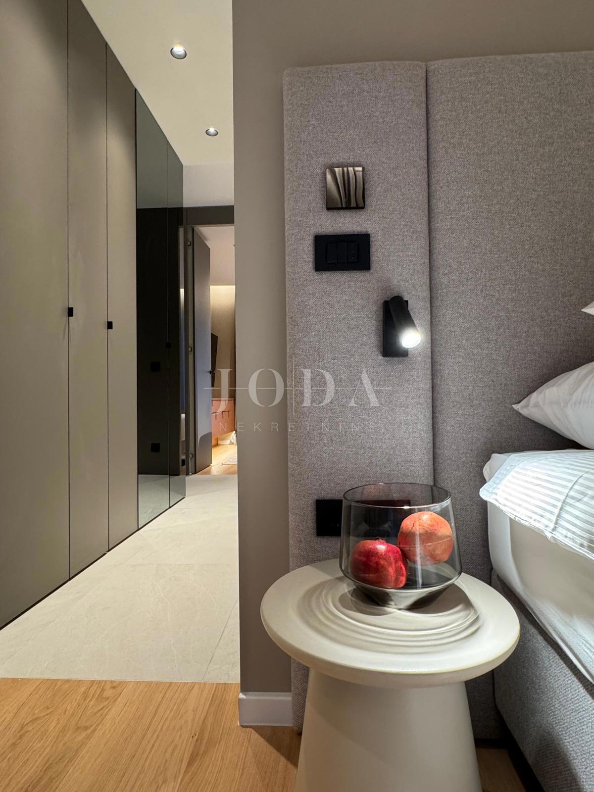 Moderni apartma z bazenom, novogradnja, mesto Krk