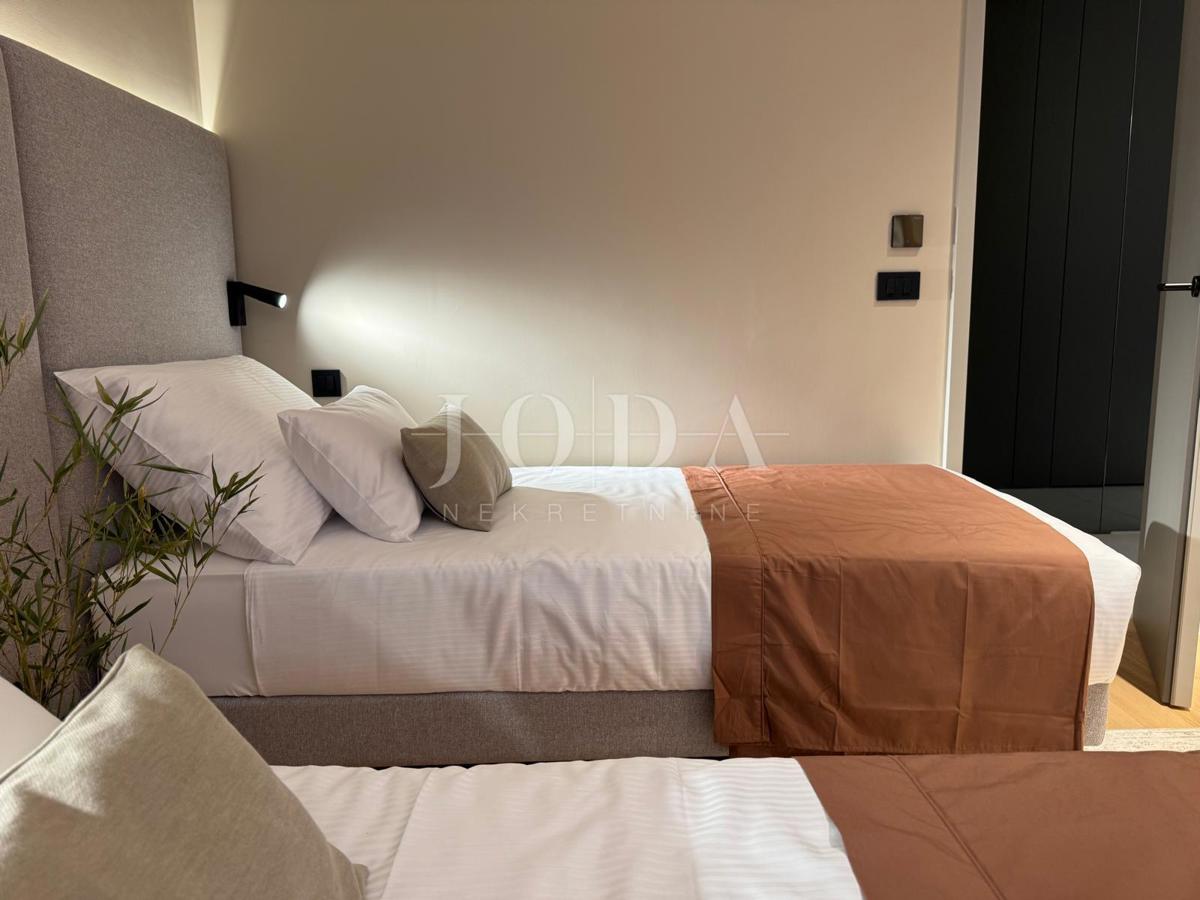 Moderni apartma z bazenom, novogradnja, mesto Krk