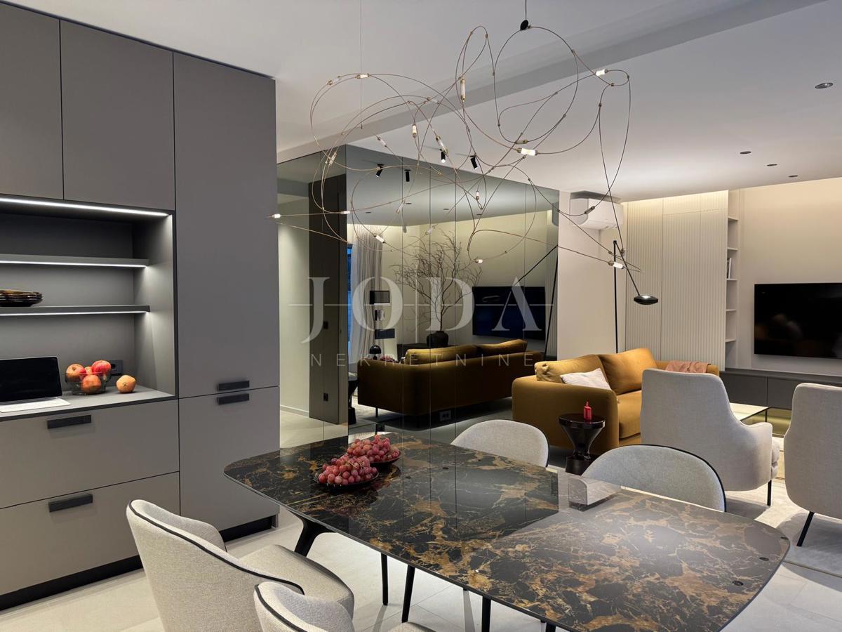 Moderni apartma z bazenom, novogradnja, mesto Krk