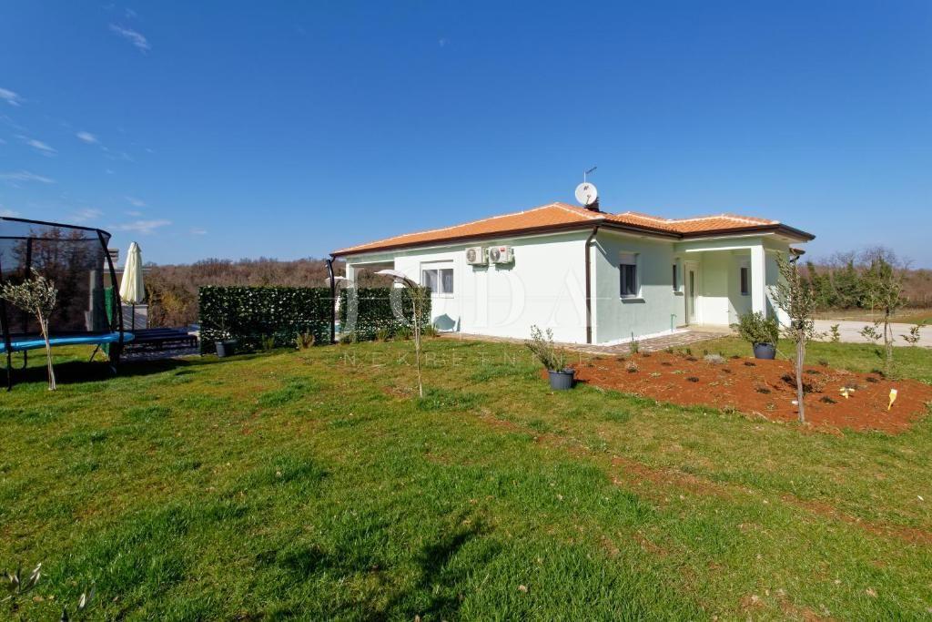 Hiša Buroli, Buje, 140m2