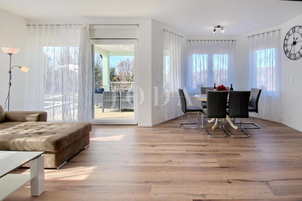 Hiša Buroli, Buje, 140m2