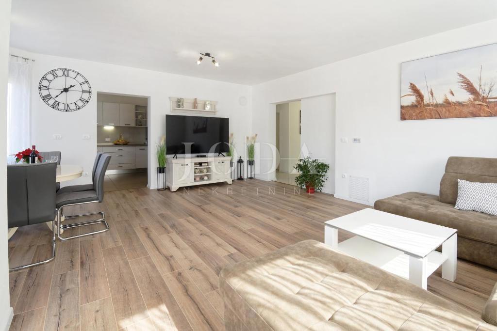 Hiša Buroli, Buje, 140m2