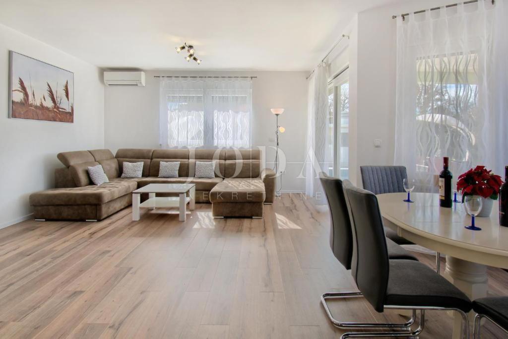 Hiša Buroli, Buje, 140m2