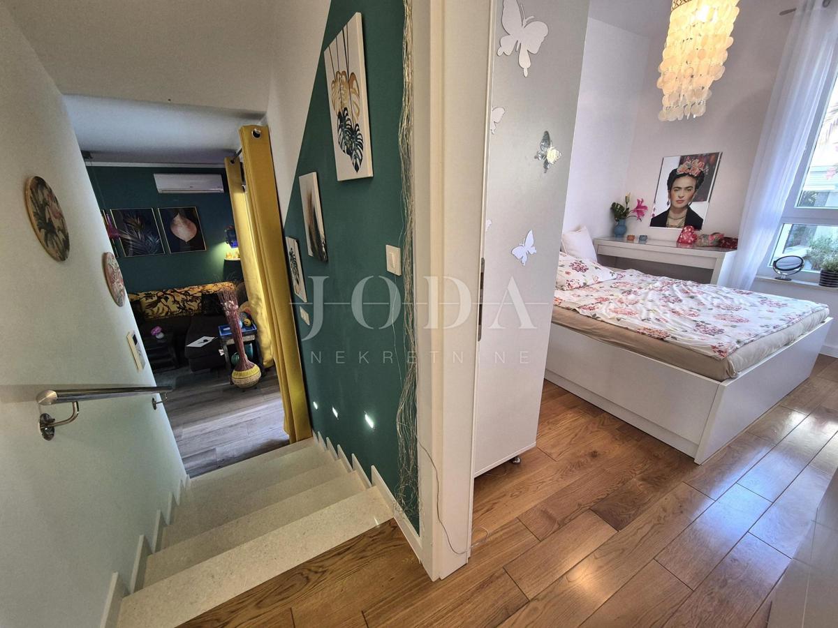 Njivice, pritlični apartma v bližini plaže