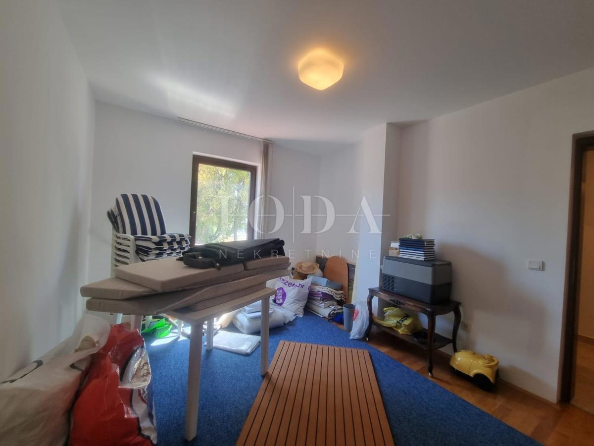 Stanovanje Novi Vinodolski, 71m2