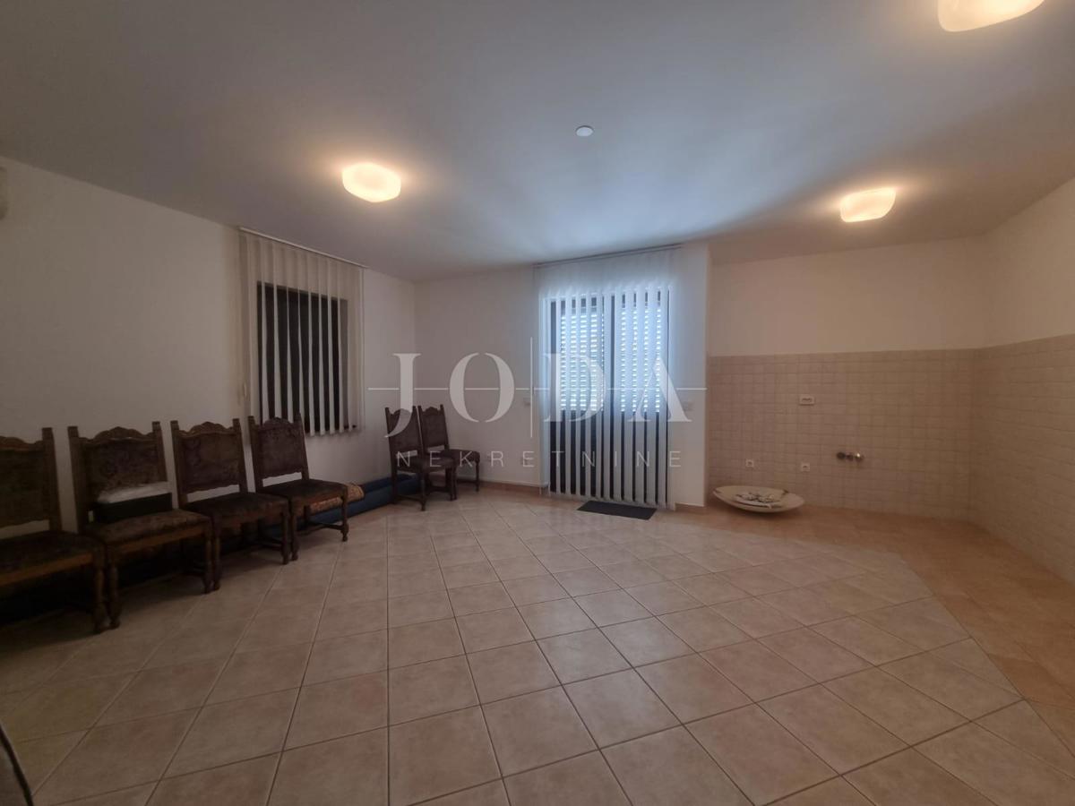 Stanovanje Novi Vinodolski, 71m2