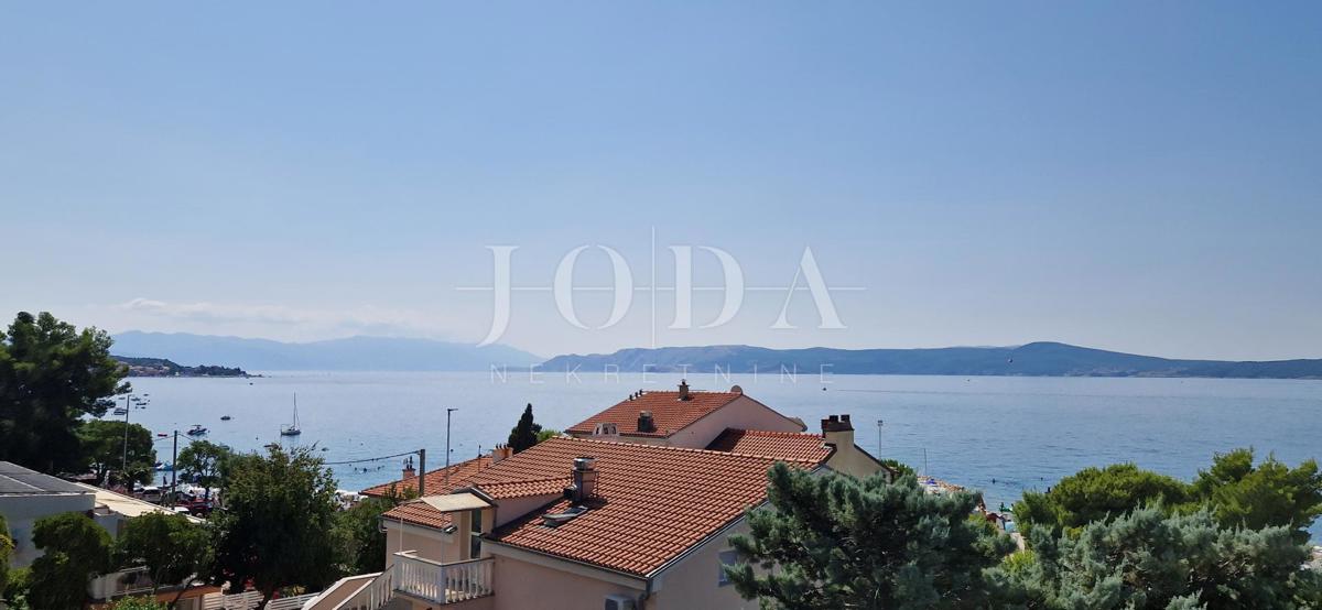 Crikvenica, hiša ob morju, idealna priložnost za obnovo, drugi red