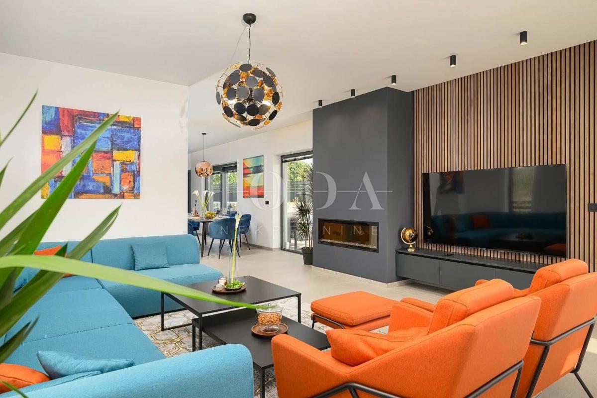 Hiša Svetvinčenat, 250m2