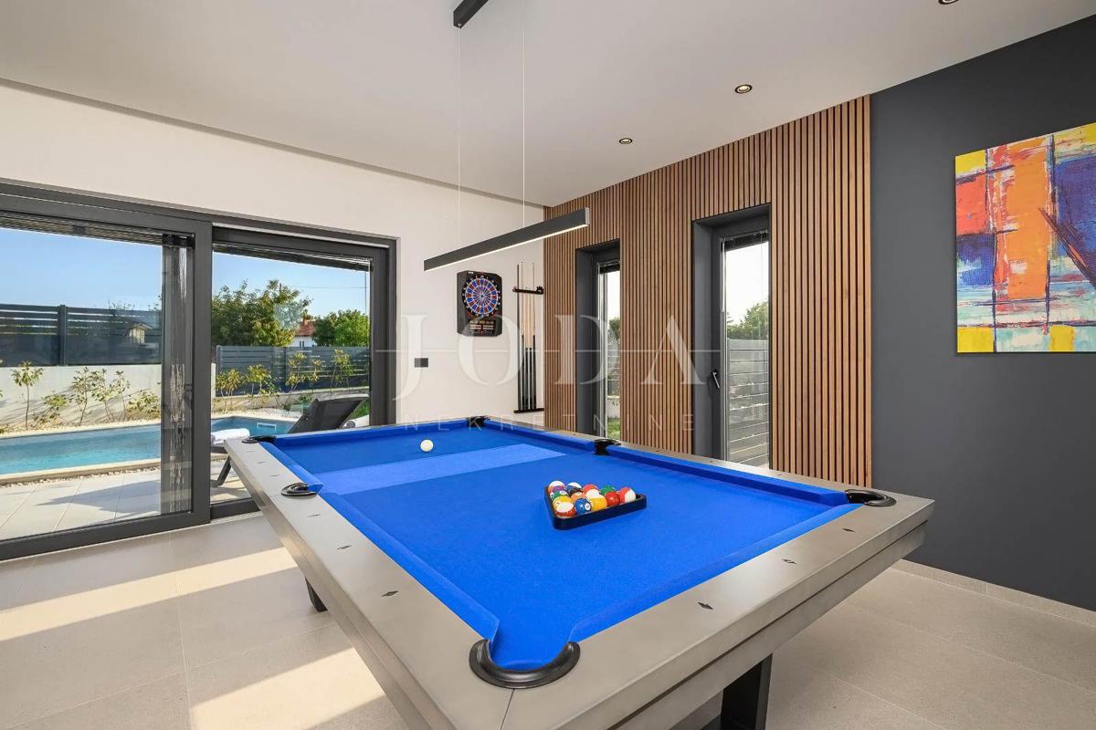 Hiša Svetvinčenat, 250m2